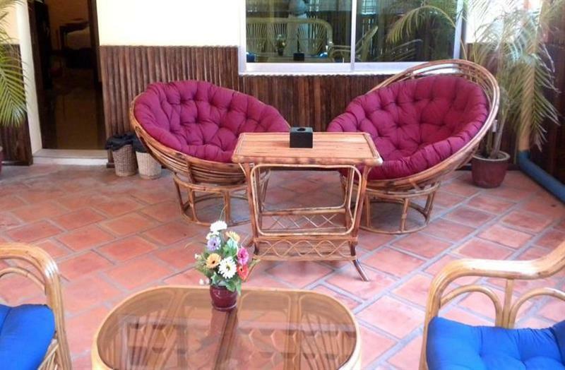 Old Town Guesthouse Kampot Exterior foto